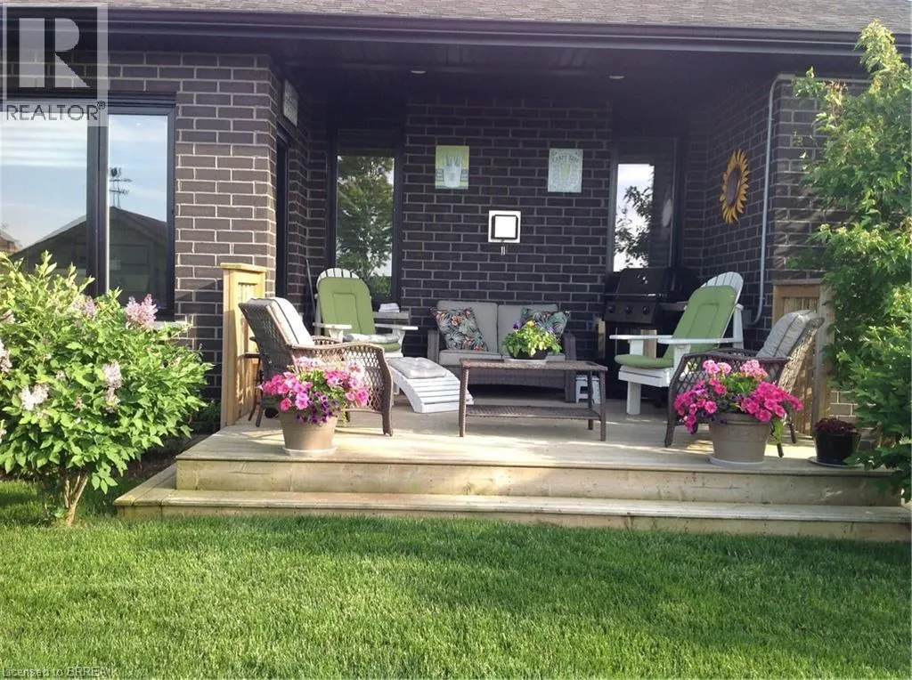 32 PATTEN Drive