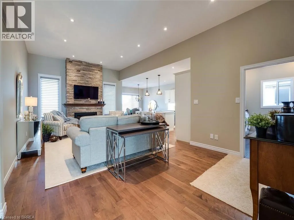 32 PATTEN Drive