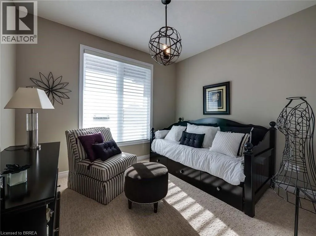 32 PATTEN Drive