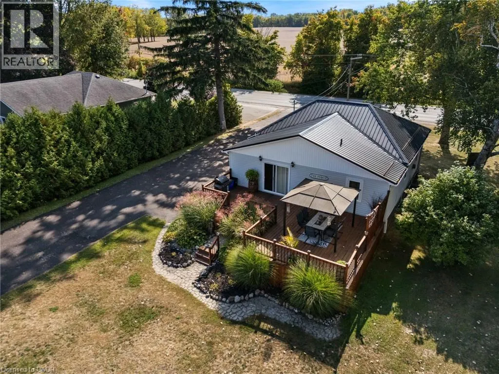 282 TOWNLINE Street