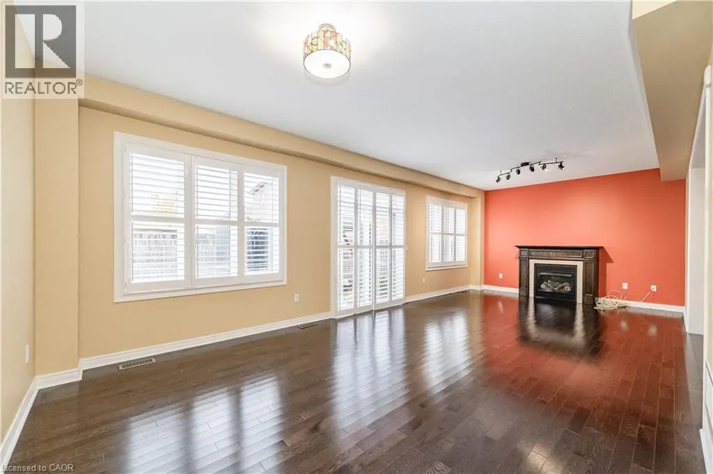 403 RIDEAU RIVER Street