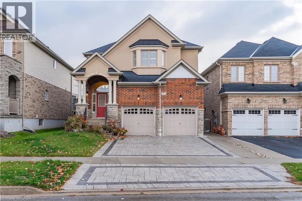 403 RIDEAU RIVER Street