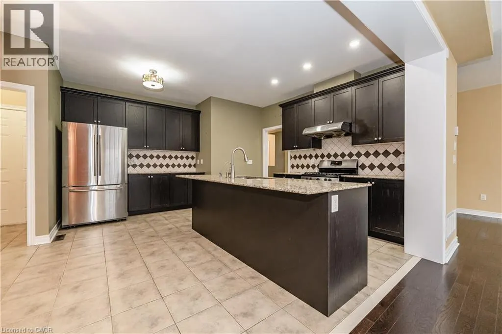 403 RIDEAU RIVER Street