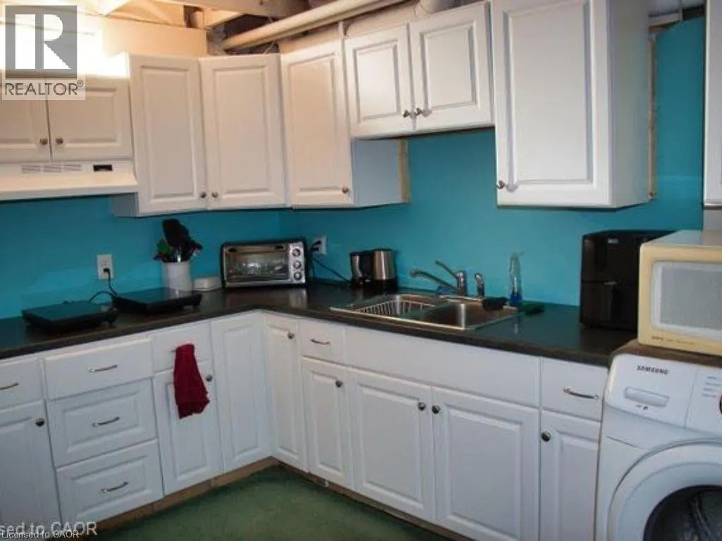 100 BEDDOE Drive Unit# 42, #42