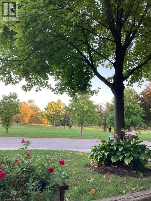 100 BEDDOE Drive Unit# 42, #42