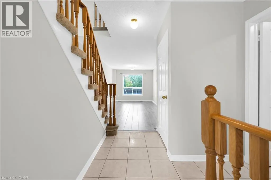 2494 NEWCASTLE Crescent