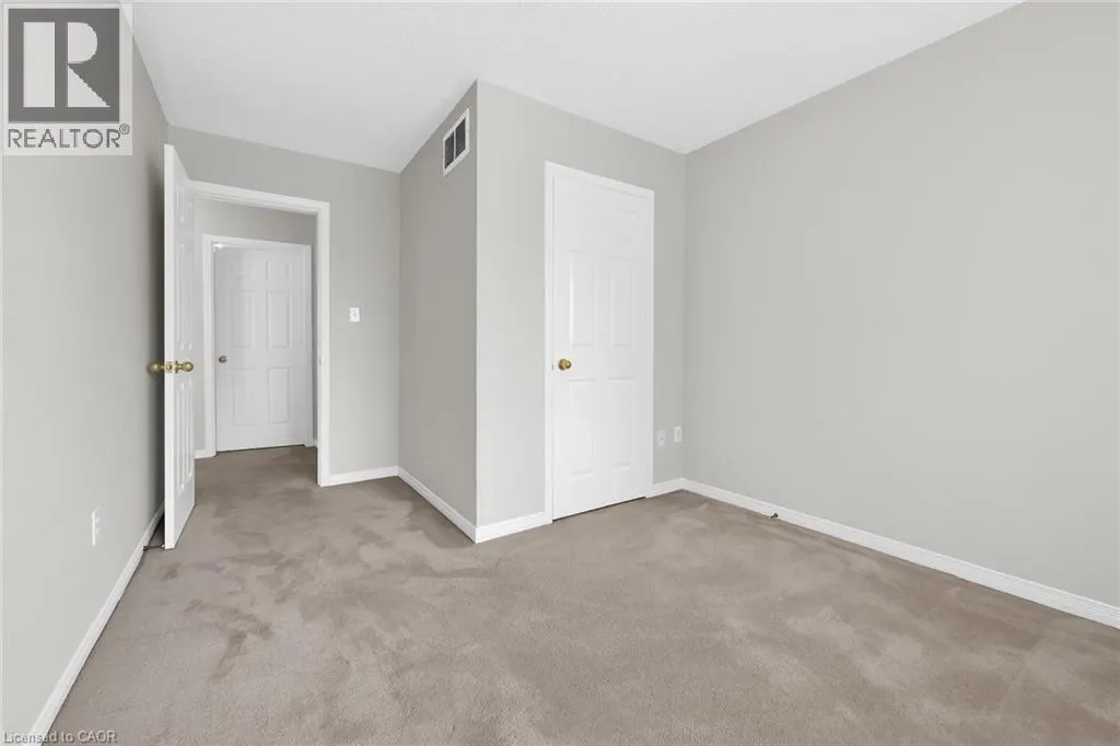 2494 NEWCASTLE Crescent