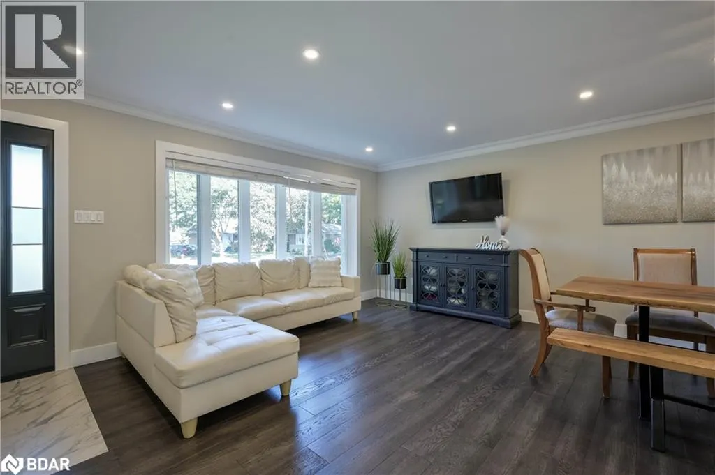 390 WENDALL Place