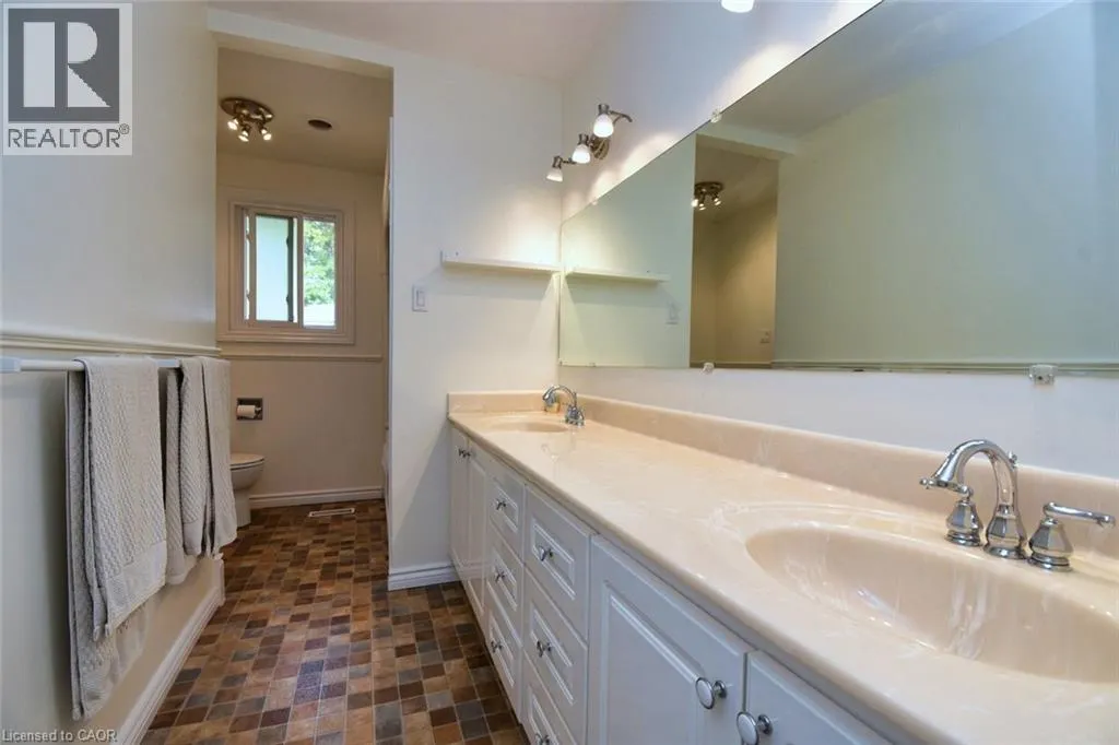 47 HIGHLAND PARK Drive