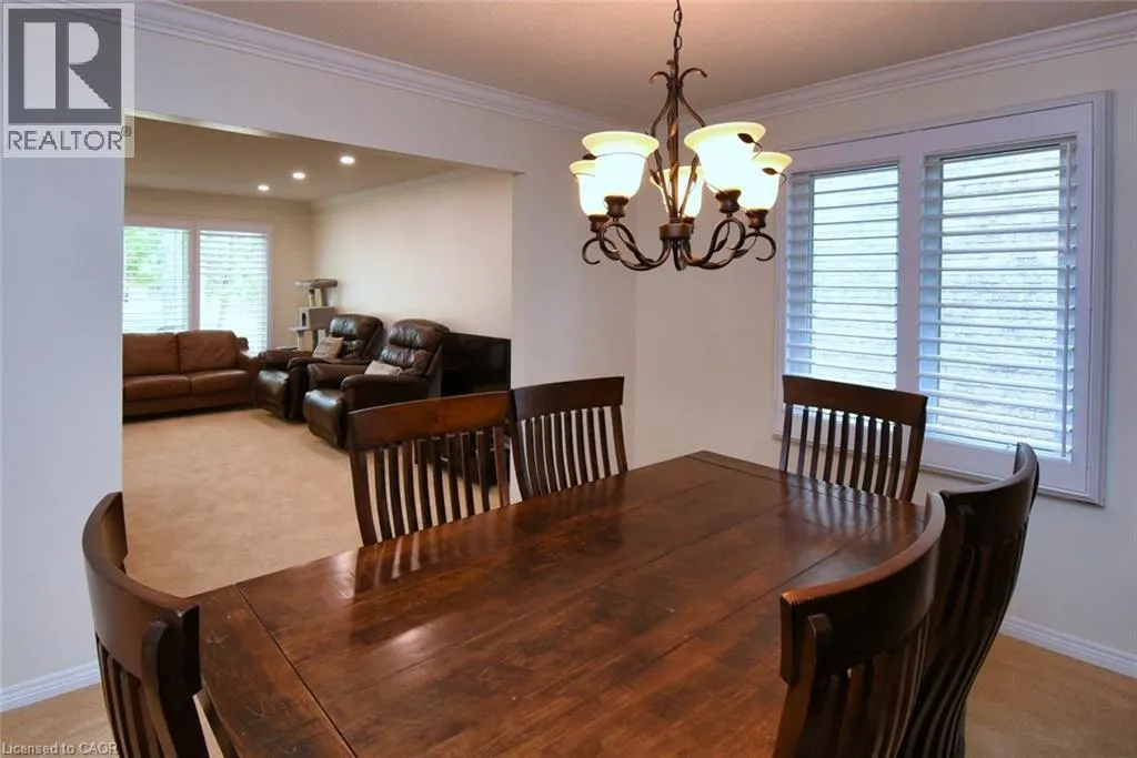 47 HIGHLAND PARK Drive