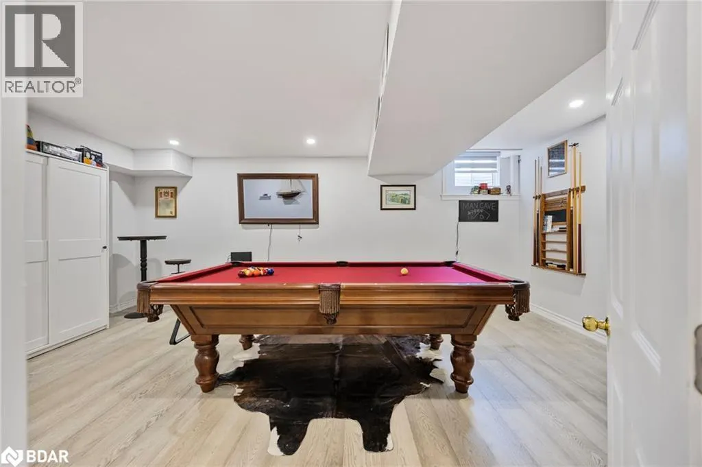 2 COPELAND Crescent