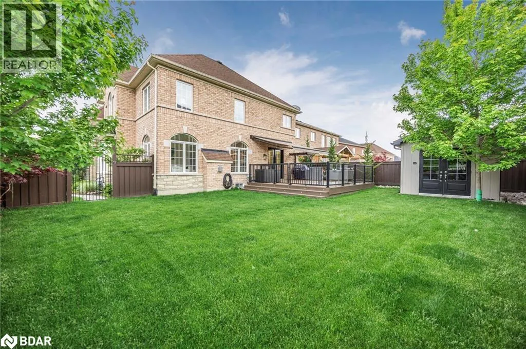 2 COPELAND Crescent