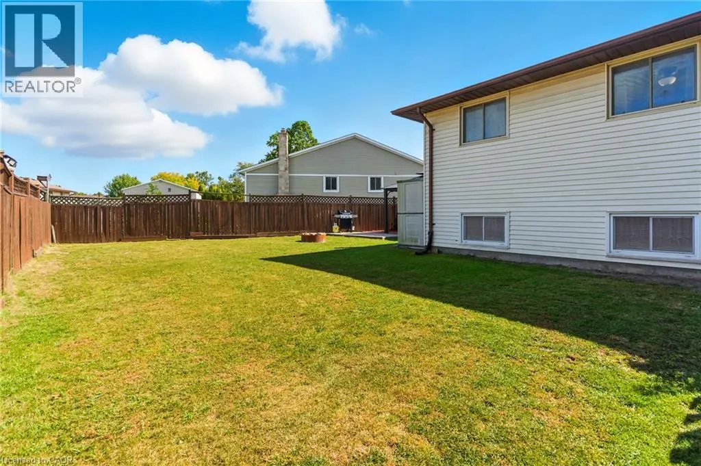 30 RAINBOW Court