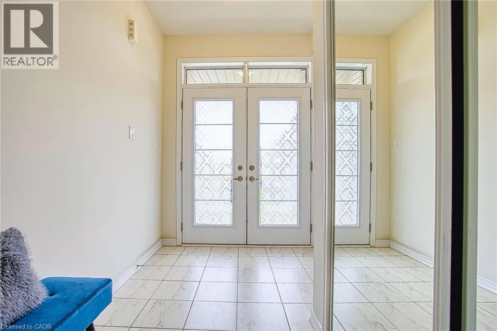 12 MIDHURST Heights
