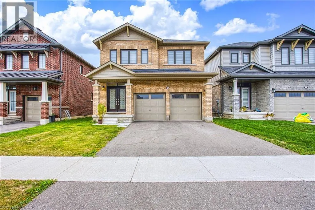 12 MIDHURST Heights