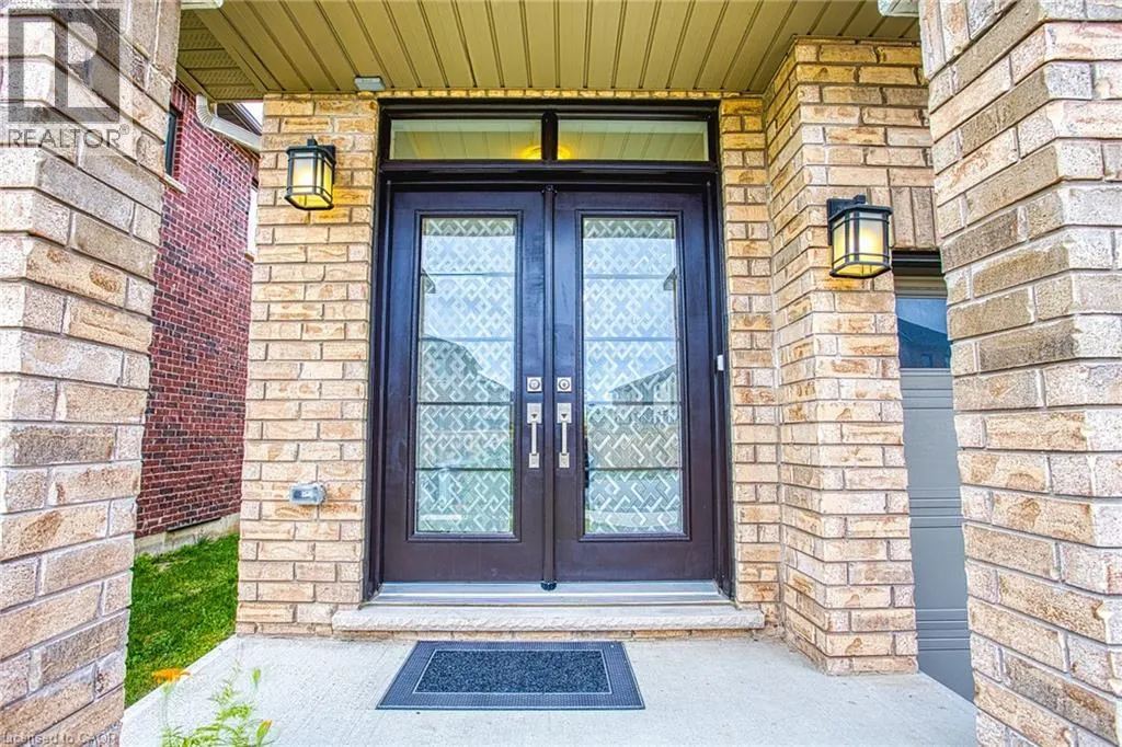 12 MIDHURST Heights