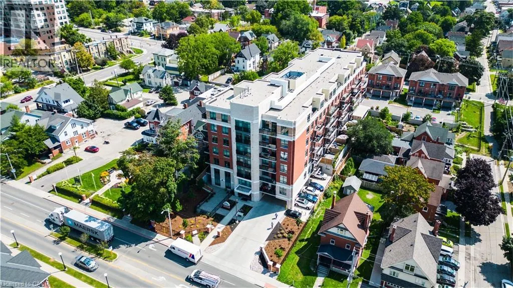 399 QUEEN Street S Unit# 417, #417