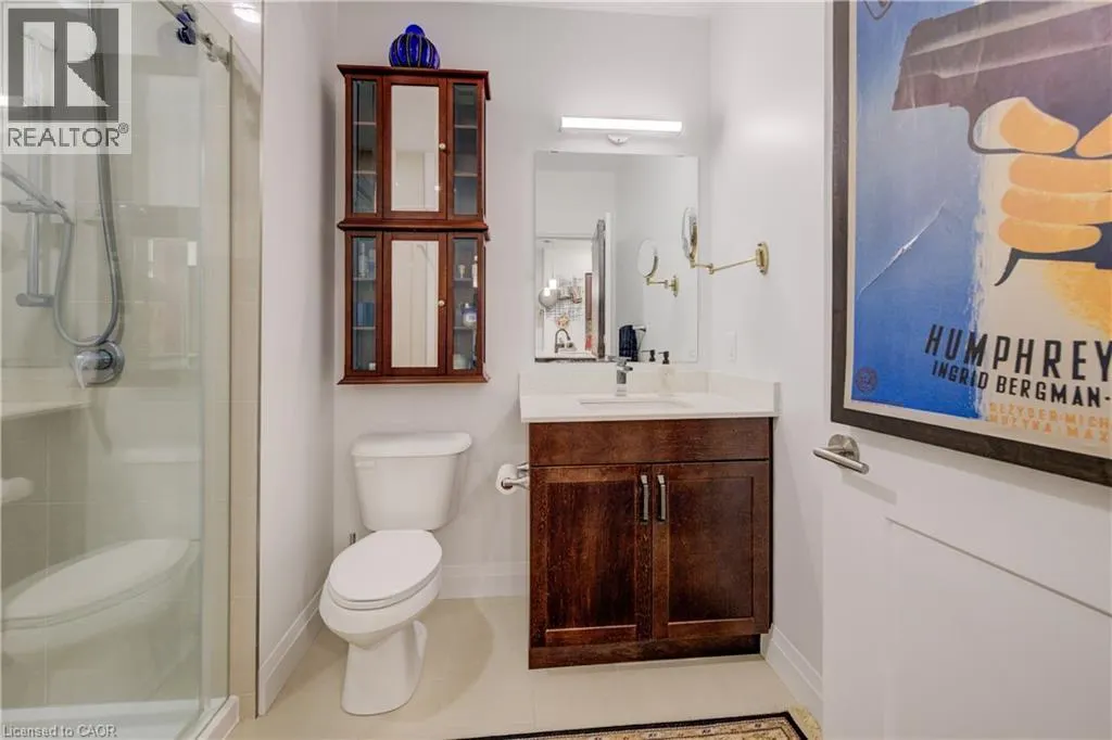 399 QUEEN Street S Unit# 417, #417