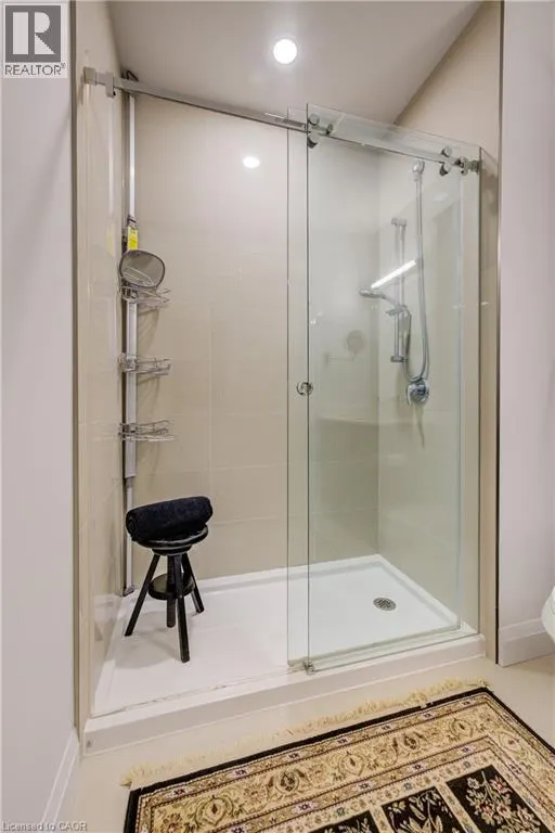 399 QUEEN Street S Unit# 417, #417