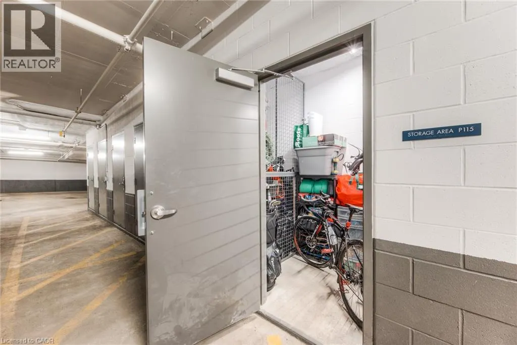 399 QUEEN Street S Unit# 417, #417