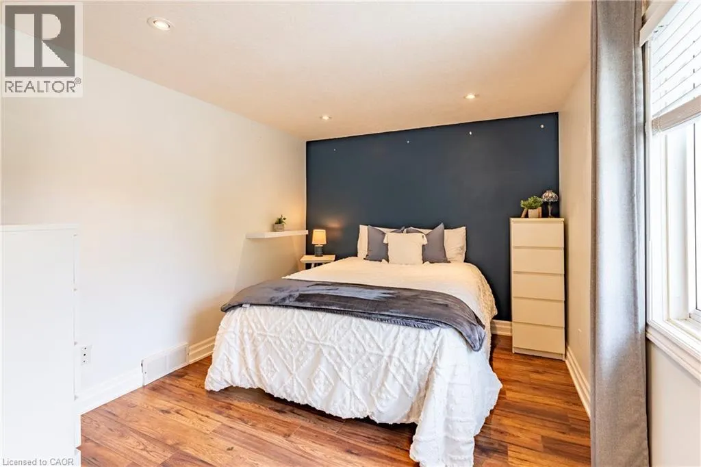 255 NORTHLAKE Drive Unit# 3, #3