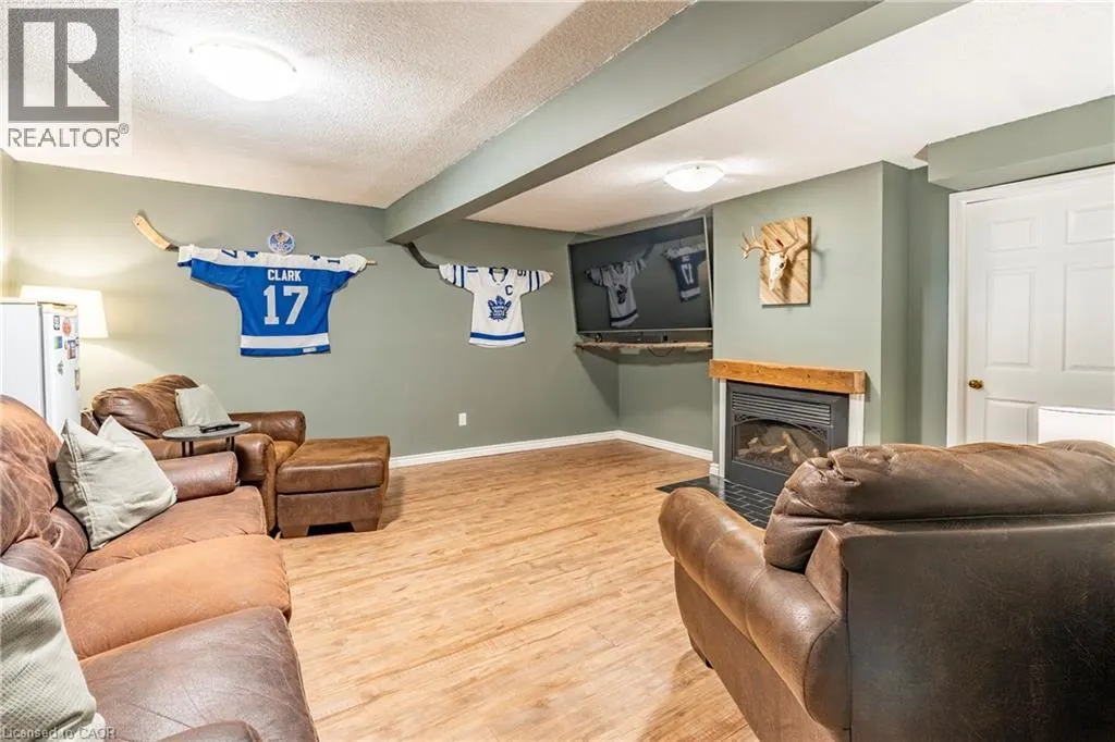 255 NORTHLAKE Drive Unit# 3, #3