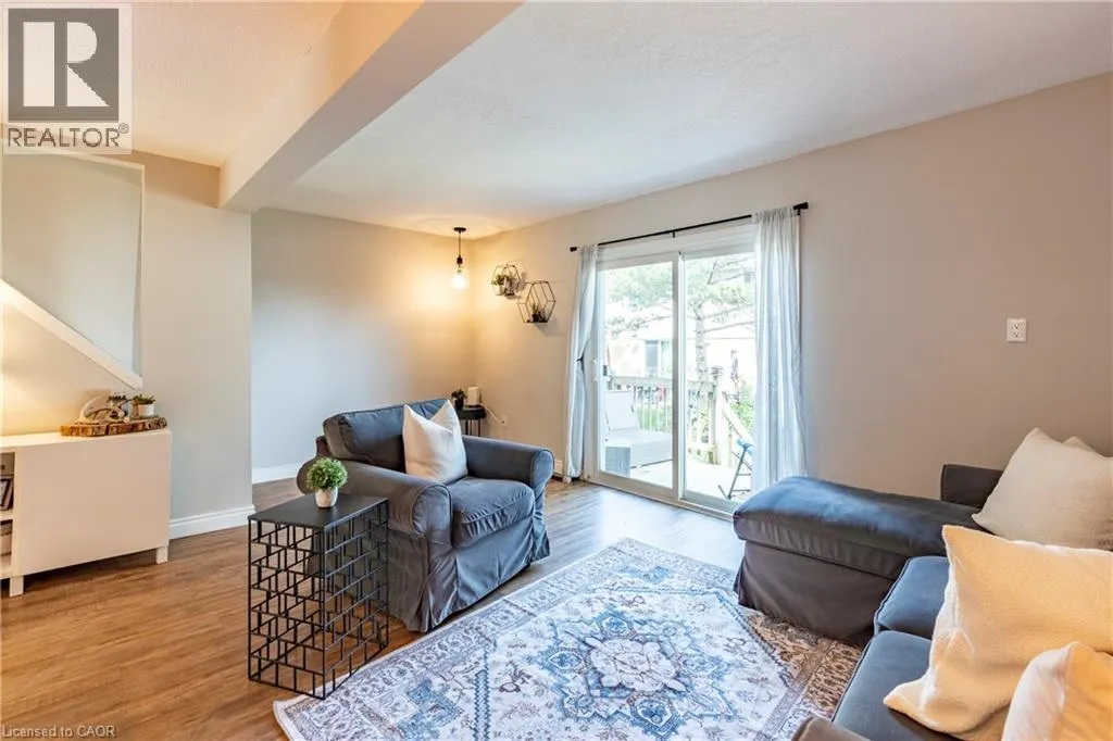 255 NORTHLAKE Drive Unit# 3, #3