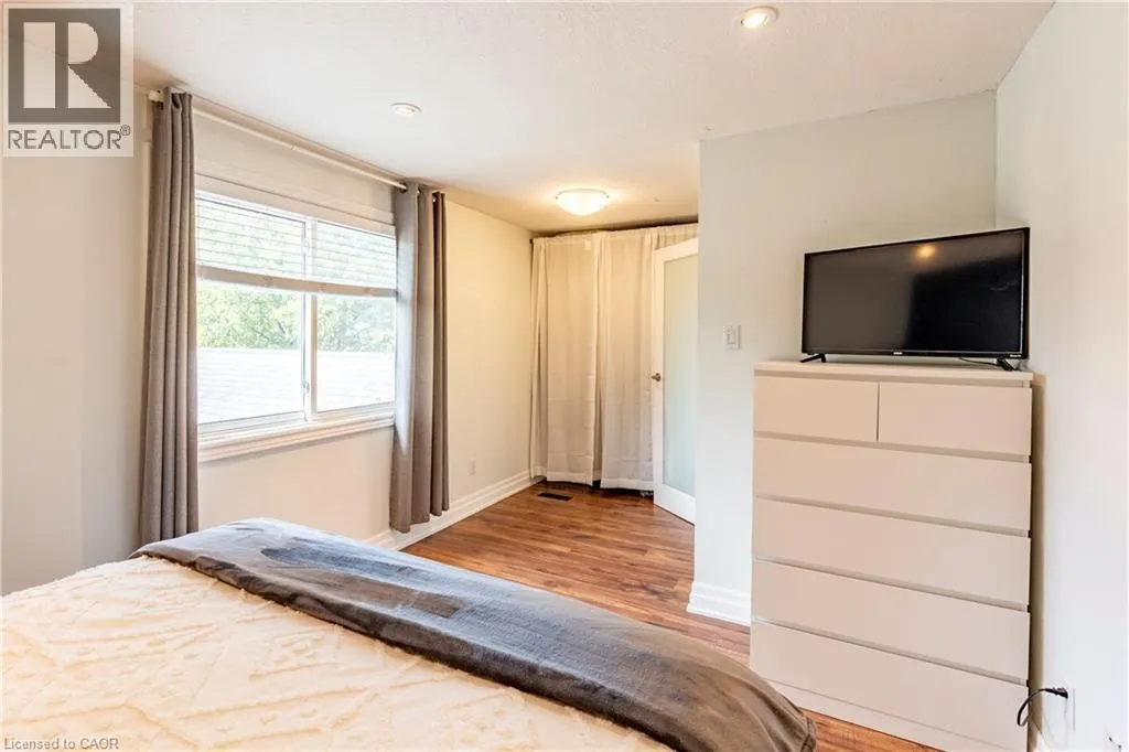 255 NORTHLAKE Drive Unit# 3, #3