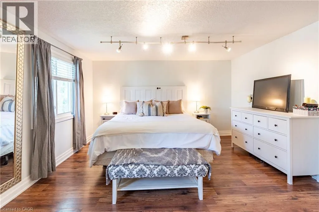 255 NORTHLAKE Drive Unit# 3, #3