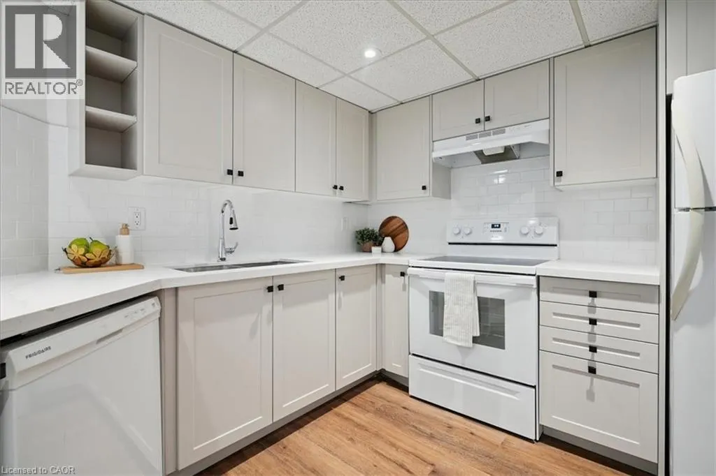 5090 PINEDALE Avenue Unit# 208, #208