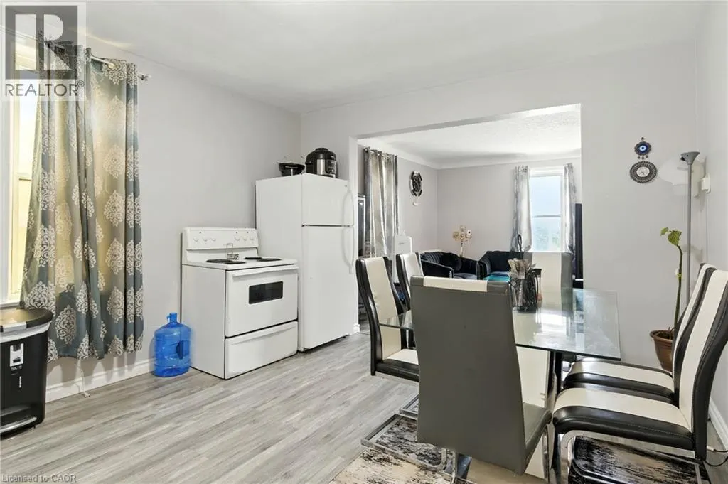 229 MAIN Street W