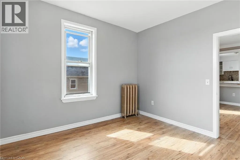 229 MAIN Street W