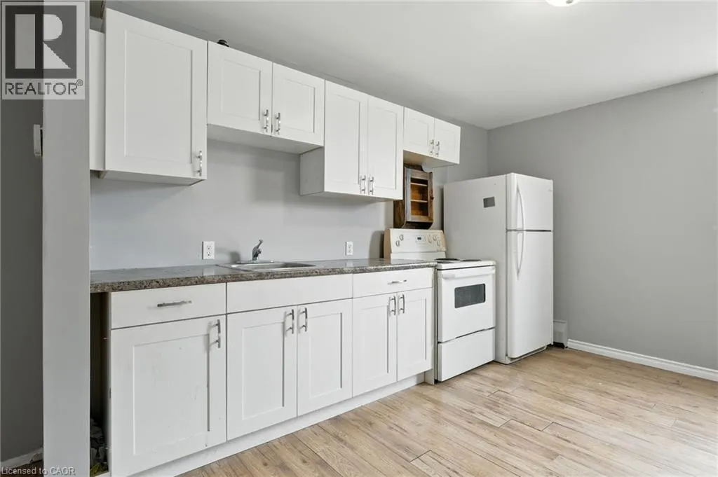 229 MAIN Street W