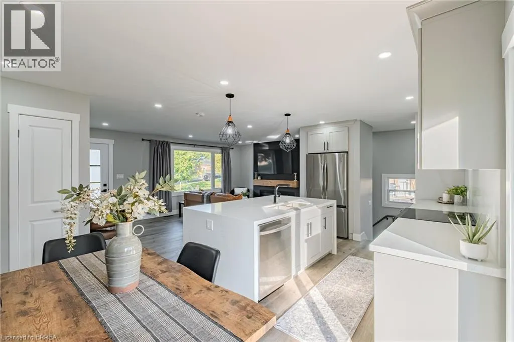 14 MONTOUR Place