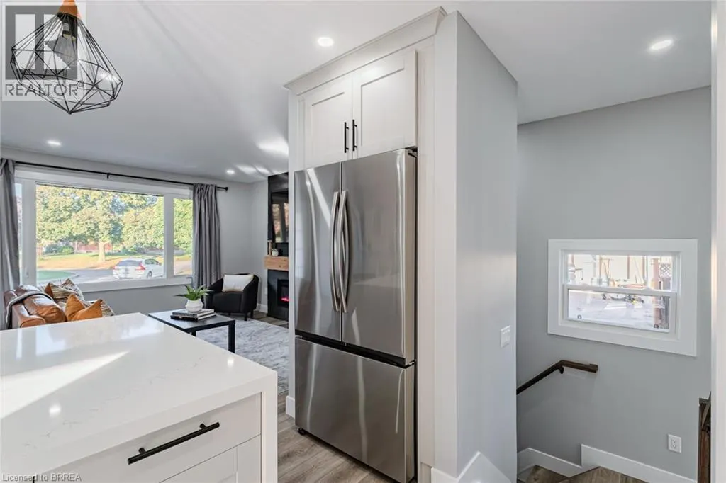14 MONTOUR Place