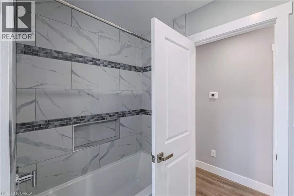 14 MONTOUR Place