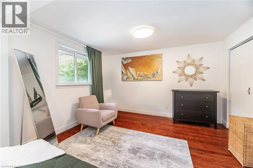 2431 PADSTOW Crescent