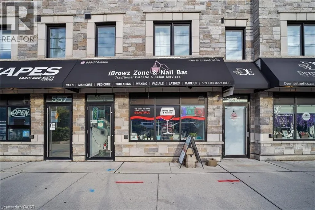 559 LAKESHORE Road E