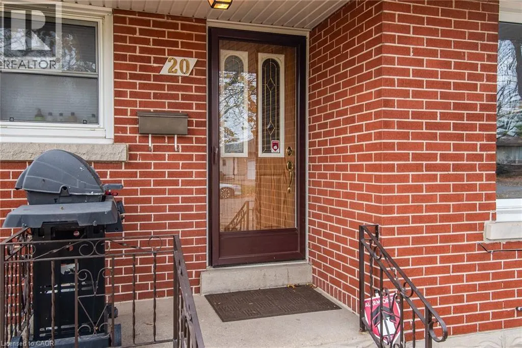20 DELMAR Boulevard