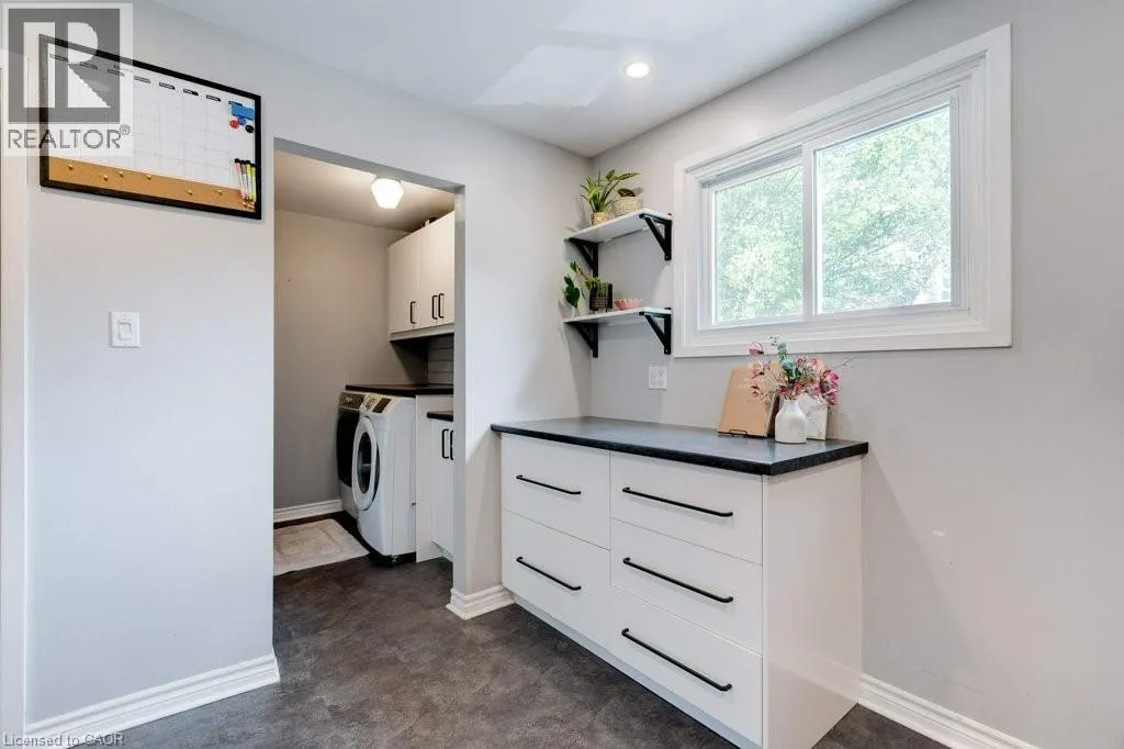 4 TRUDY Court