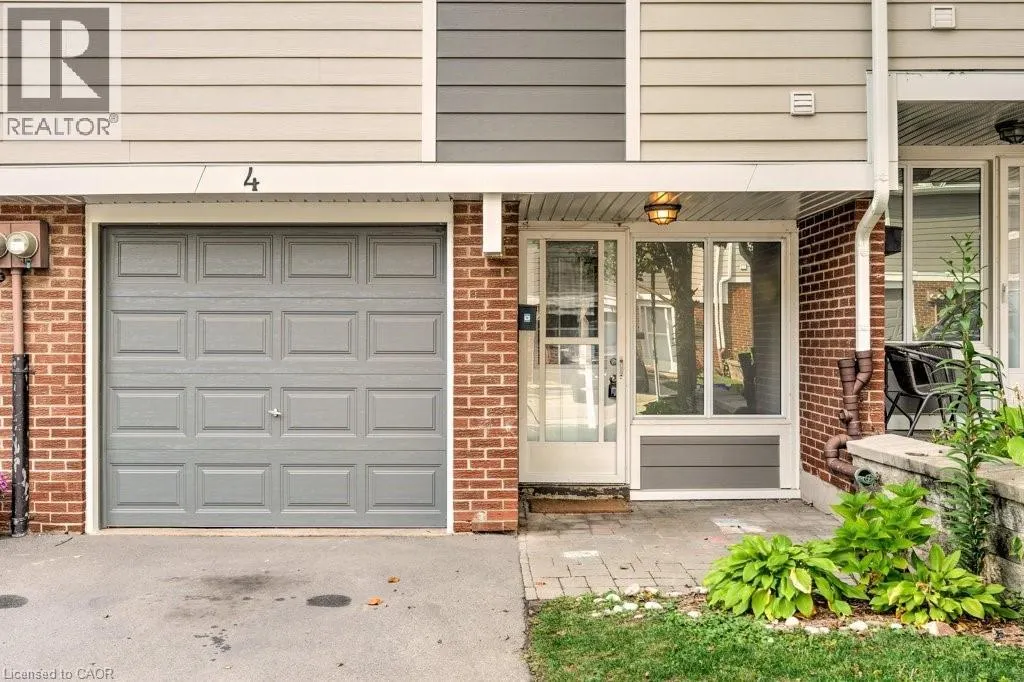 4 TRUDY Court