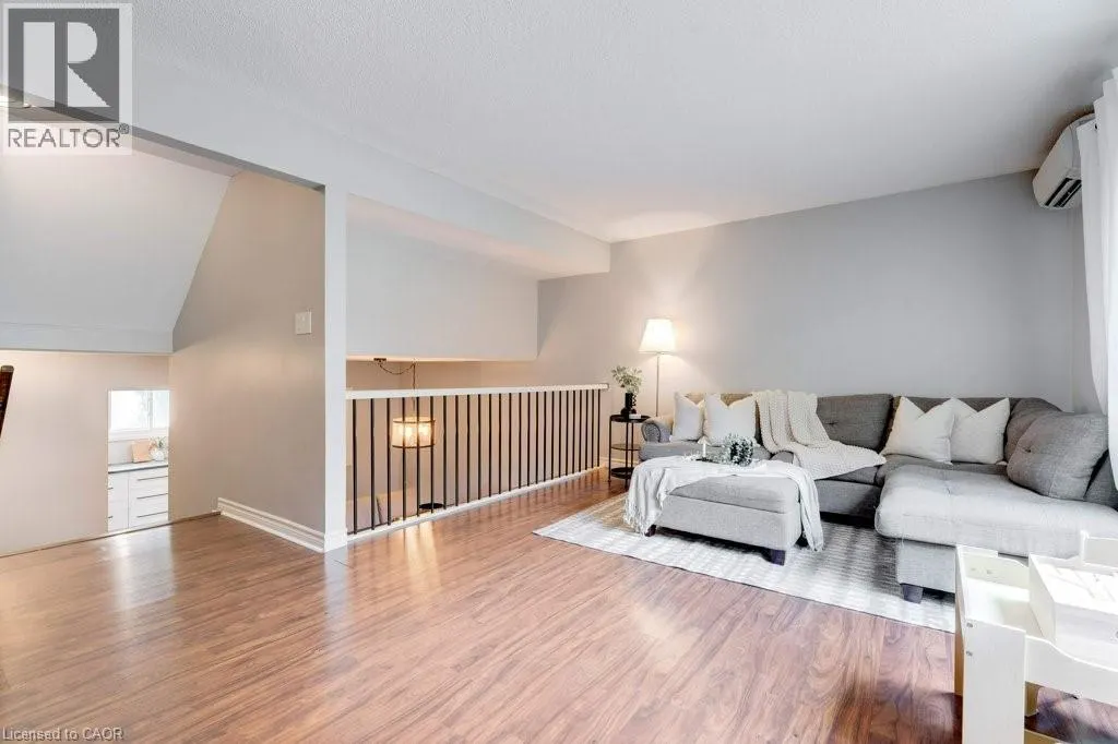 4 TRUDY Court