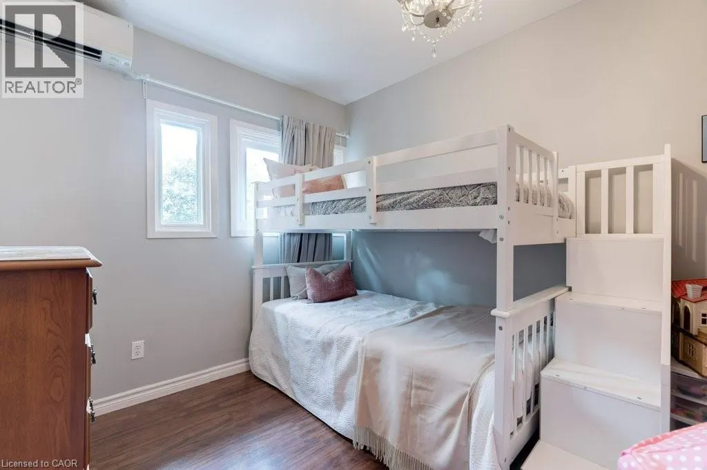 4 TRUDY Court