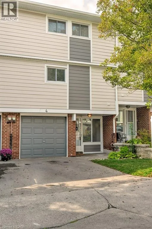 4 TRUDY Court