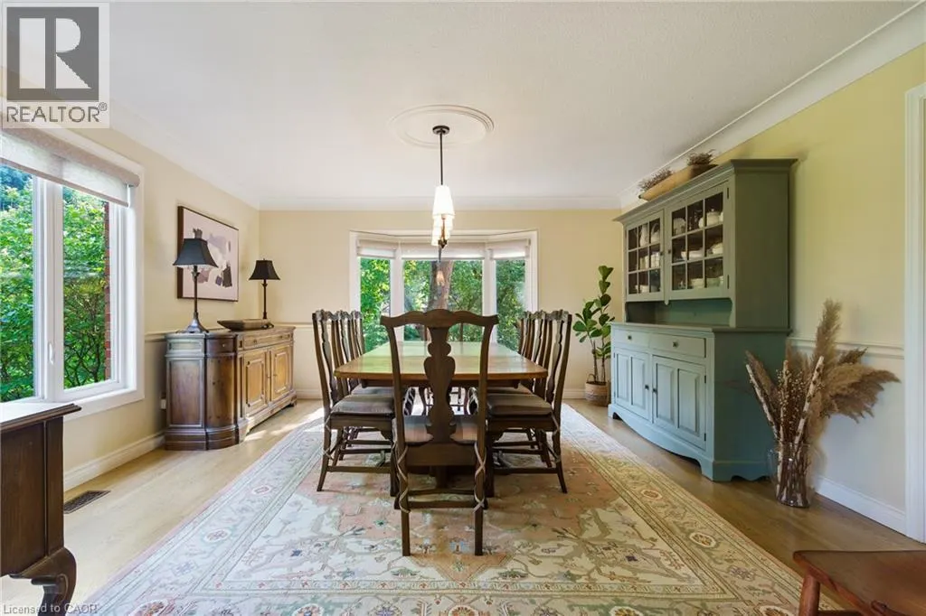 373 BROOKVIEW Court