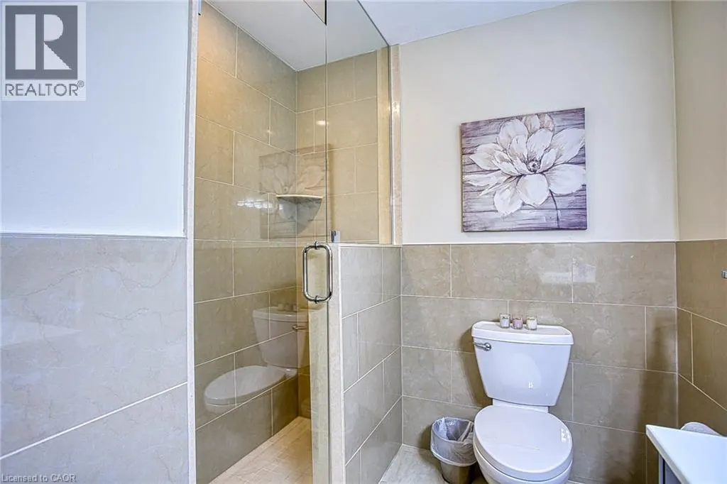 633 ROSSEAU Road