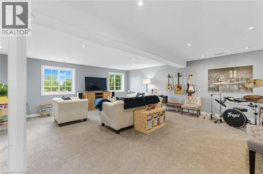 20 ZAVARELLA Court