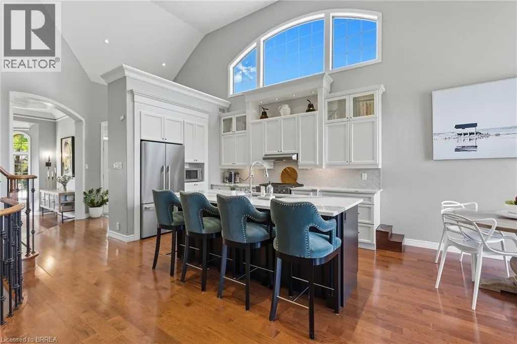 20 ZAVARELLA Court