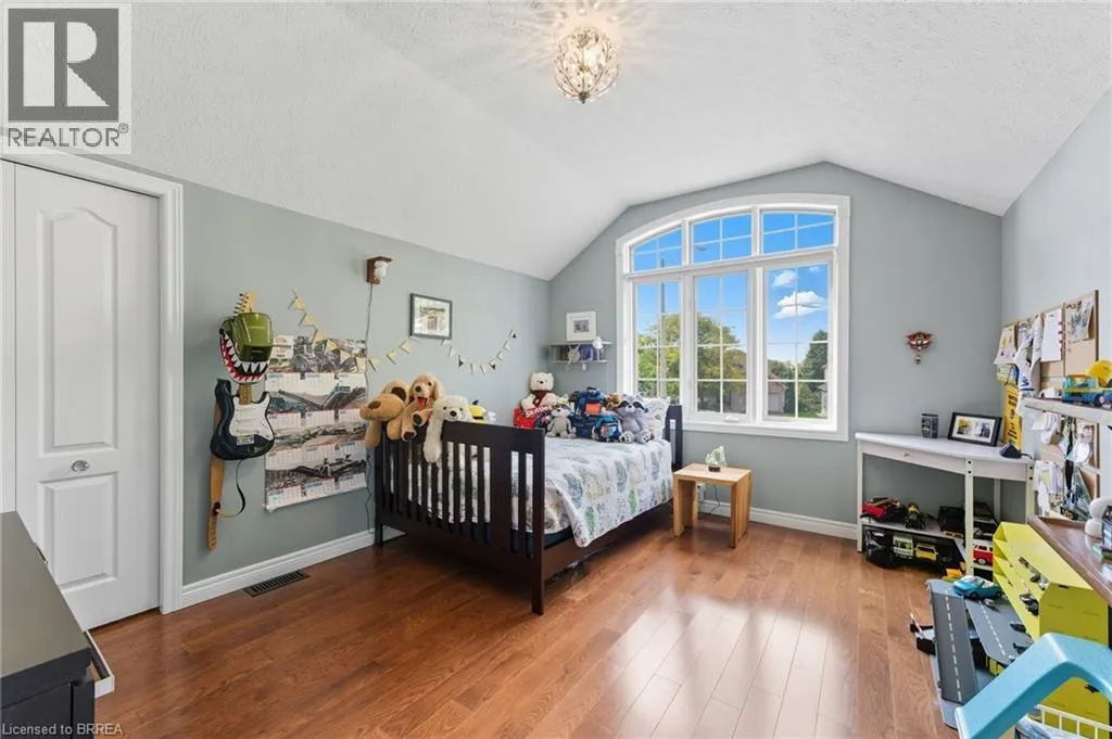 20 ZAVARELLA Court