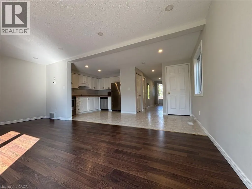 71 ACTIVA Avenue